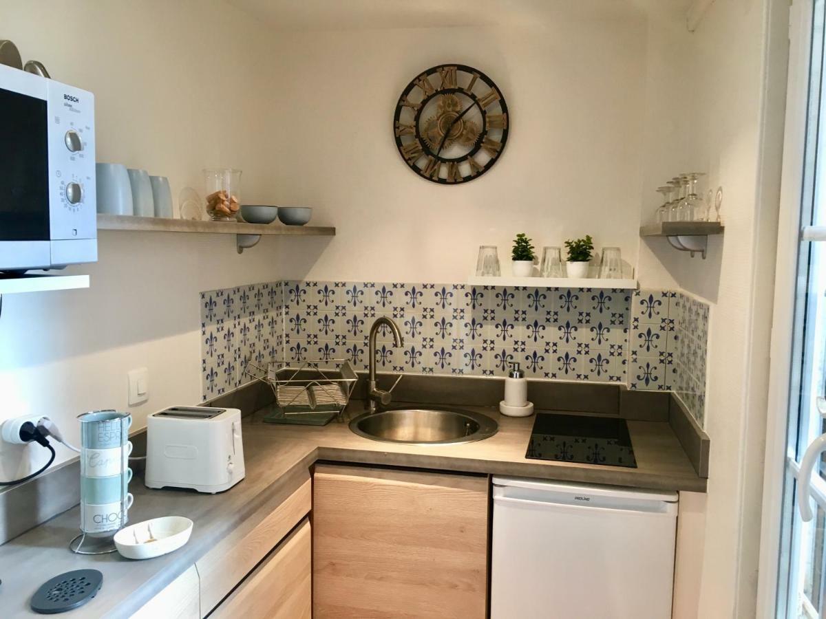 La Parenthese Du Capucin Apartment Honfleur Bagian luar foto